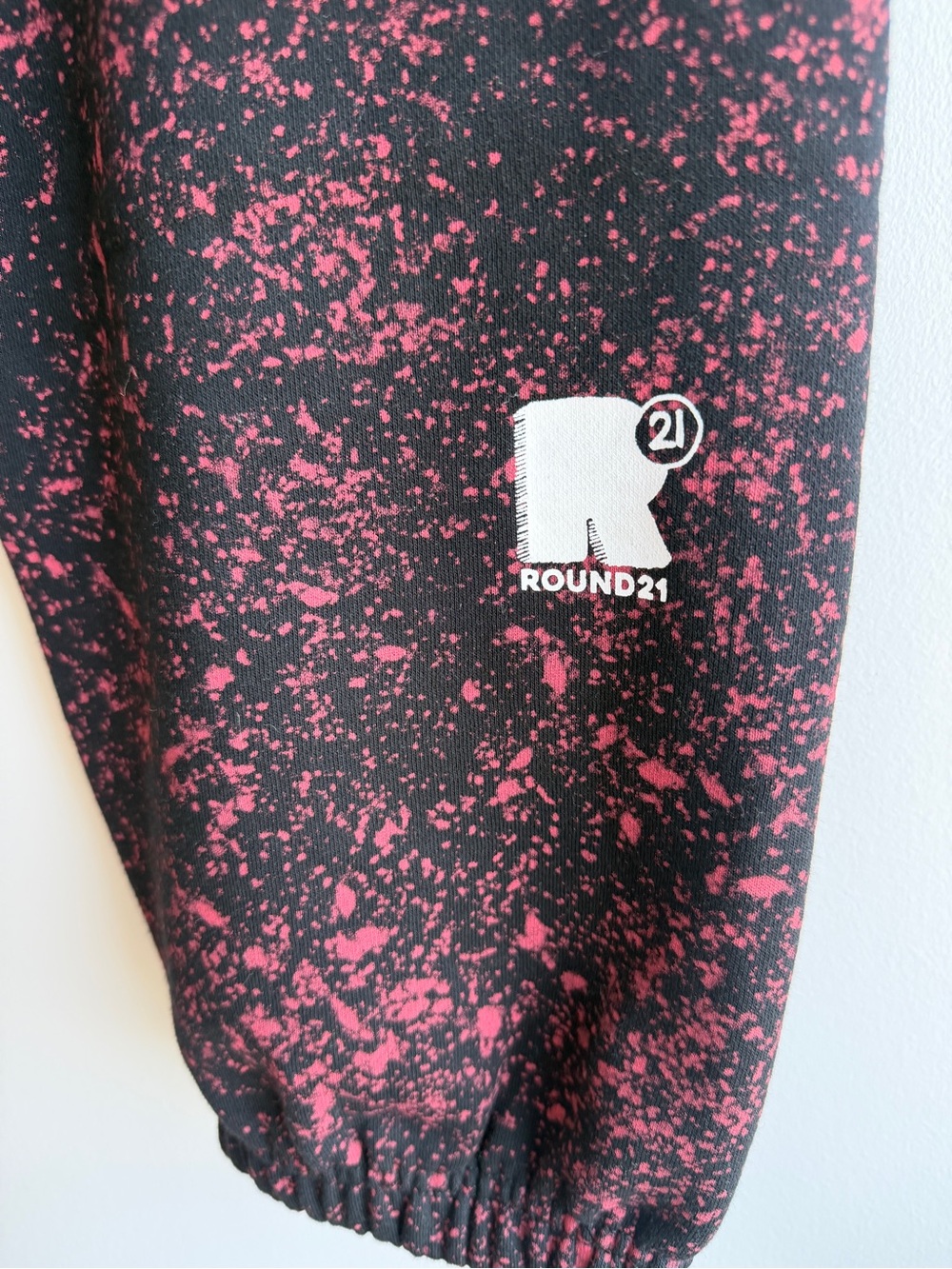 NWOT Indiana Fever Black Stranger Things Speckled Sweatpants Limited Edition - Picture 6 of 7